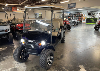 New 2022 E-Z-Go Golf Carts All Express L6 72V Electric